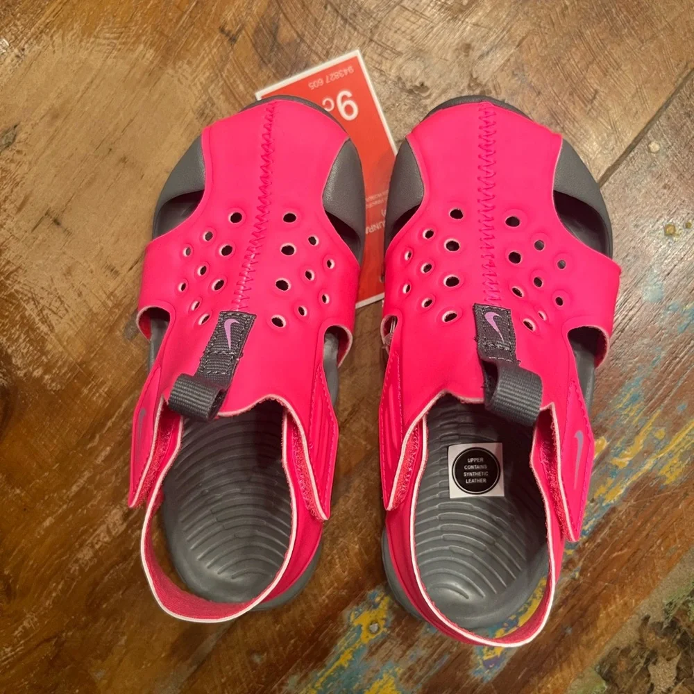 NWT Nike Kids Sunray Protect 2 Sandals